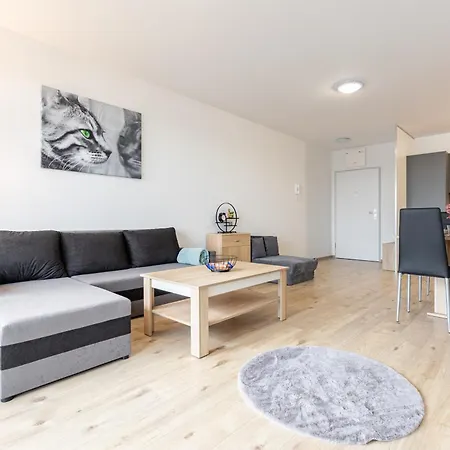 Pensjonat Sunny Haven: Modern 2br,garage, Wifi,stream *