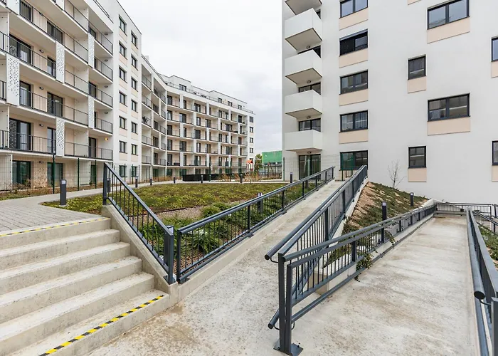 Гостевой дом Sunny Haven: Modern 2br,garage, Wifi,stream